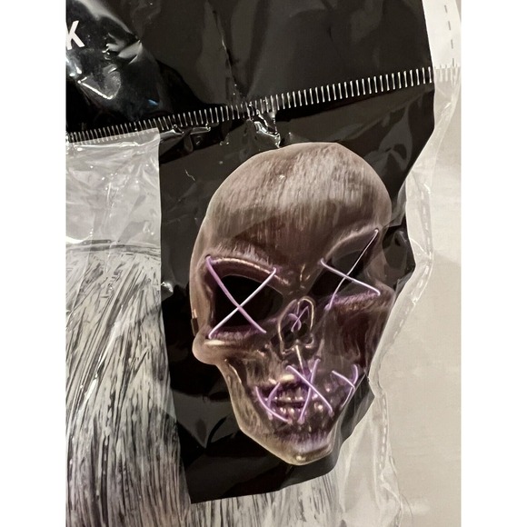 Light Up Skull Mask (battery Operated) Halloween - Costume - Picture 1 of 6